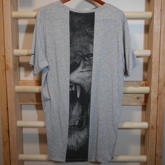 Nike Lebron Lion Longline Shirt - Picture 1 of 6